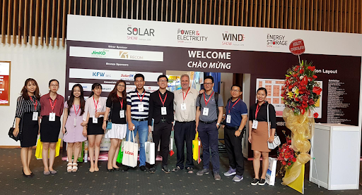 {Case Study} Triển khai SlimCRM cho CÔNG TY TNHH VIETNAM HYDROCARBON INSTRUMENTS: Áp dụng công nghệ số cho doanh nghiệp Dầu khí trong hành trình vươn ra thế giới.