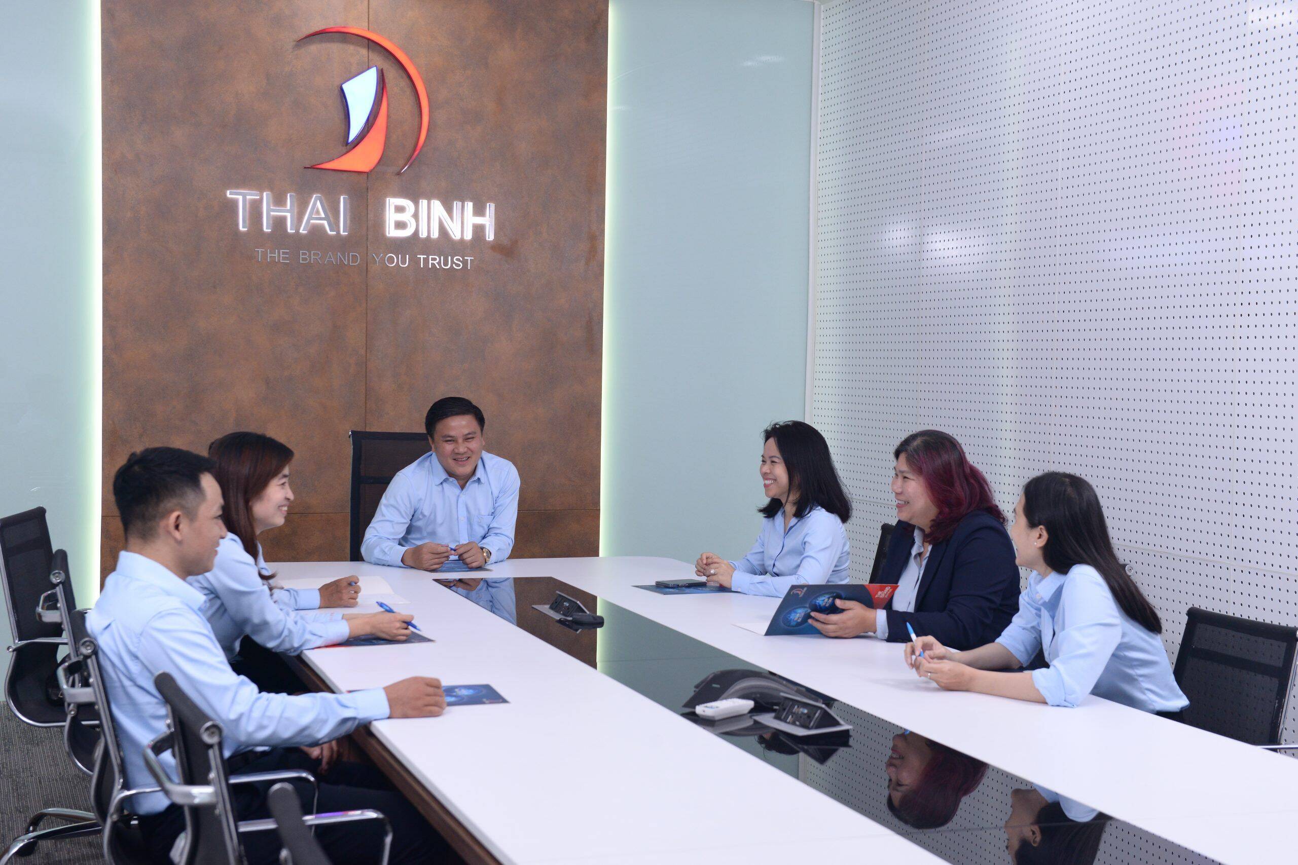 Dẫn Đầu Thương Mại Quốc Tế Với SlimCRM: Bí Quyết Thành Công Từ Thái Bình Corp