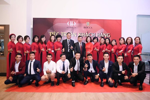 Triển khai SlimCRM cho Huy Phong group: Nhà nhập khẩu và phân phối độc quyền Vodka Nga Tovaritch tại Việt Nam